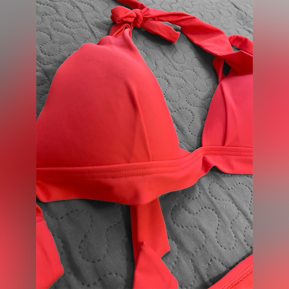 Pink Bikini Set - Picture 3 of 5